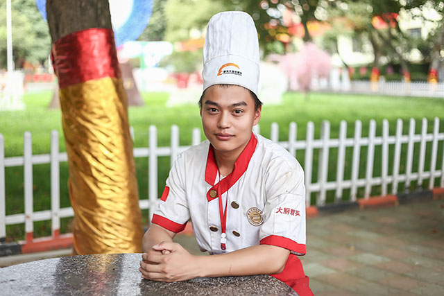 刘江涛：退伍后学厨师，我追求自己的创业梦！