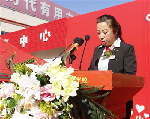 哈尔滨新东方教务负责人发言