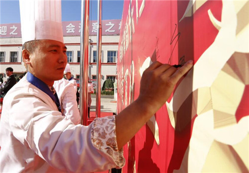 每一位教师的签名都代表着对自己教学本职工作的负责