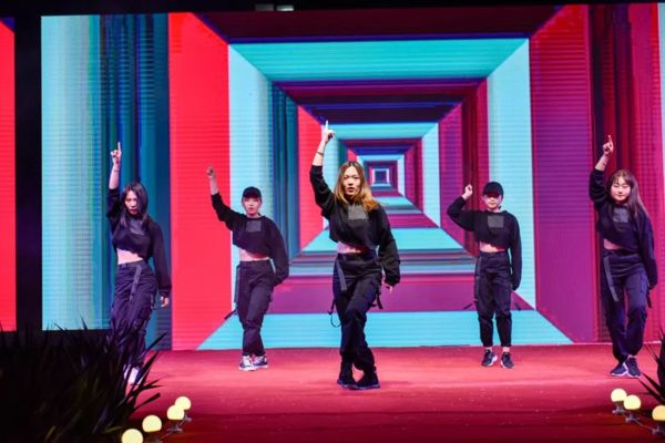 山东新东方2019年五一文艺联欢晚会