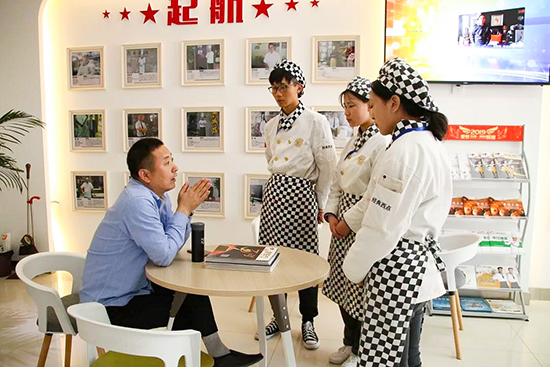 青海新东方烹饪学校--