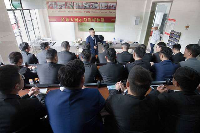 海外招聘会、企业招募会，新东方学子太幸福了！