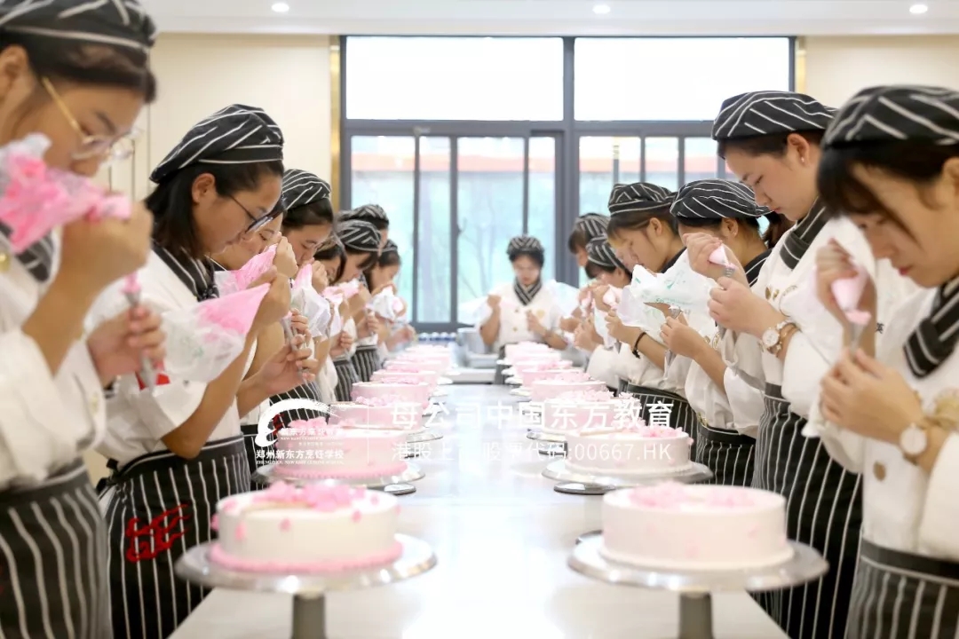 新春邀请函：欢迎报考郑州新东方烹饪学校！
