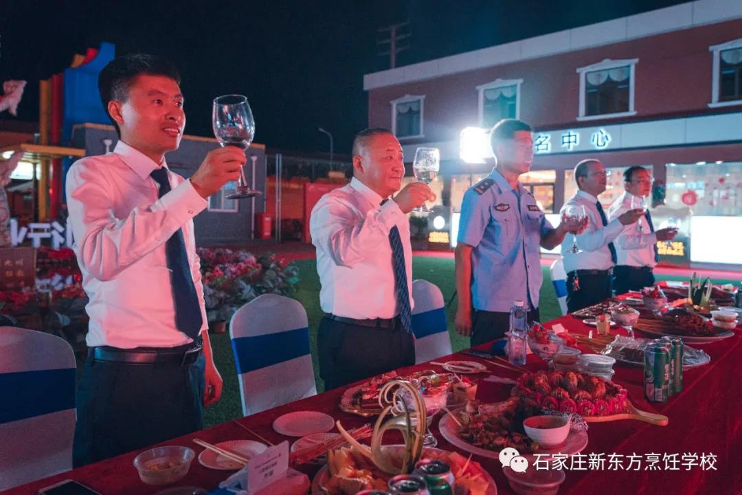 【燃情岁月 爱与奉献32年】 石家庄新东方2020年教师节表彰大会隆重举行！(图34)
