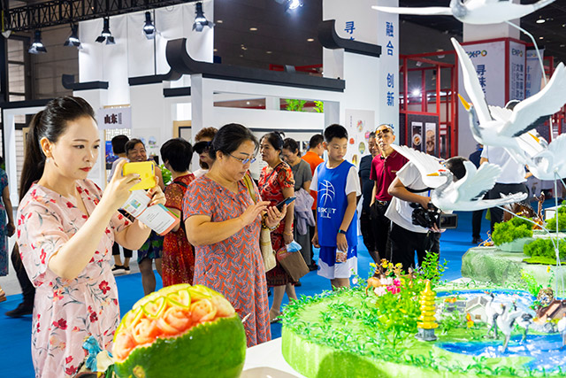 江苏新东方亮相第二届大运河文化旅游博览会运河美食文化展，吸睛无数！