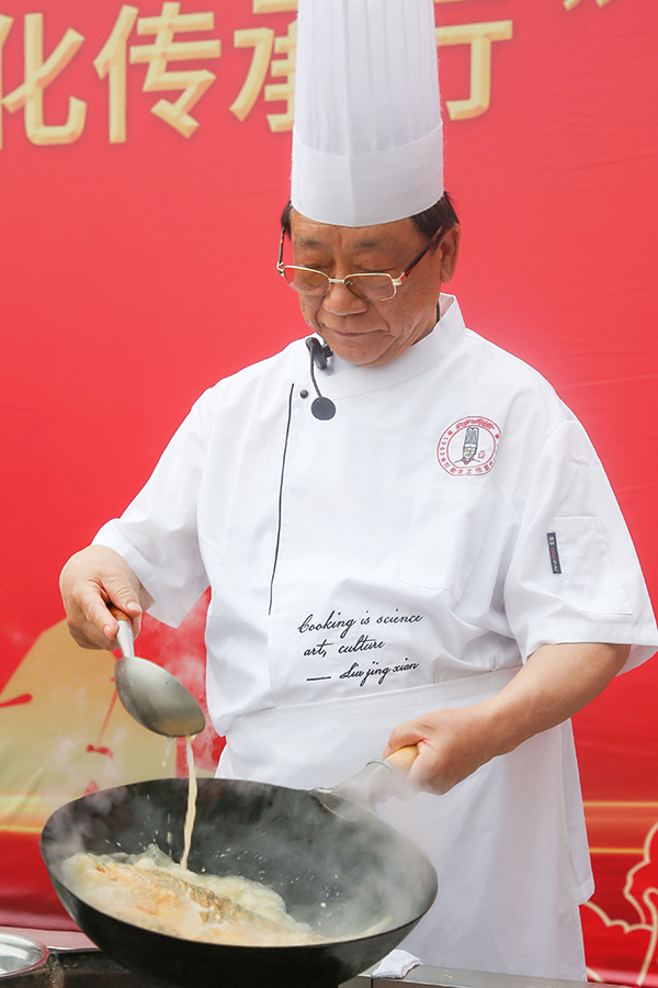 学厨师